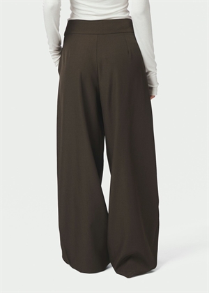 Lucille structure buks Dark Brown Neo Noir 